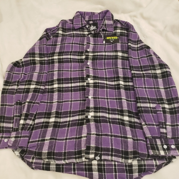 Cakeworthy Disney Haunted Mansion Hitchhiking Ghosts Flannel - Picture 2 of 4